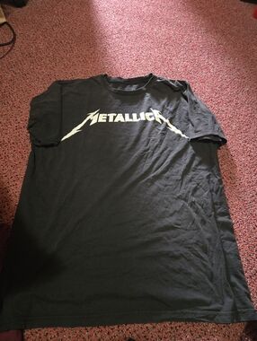 VINTAGE Metallica Tee - Men's Graphic T-Shirt